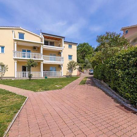 Apartment Mia Čižići Buitenkant foto